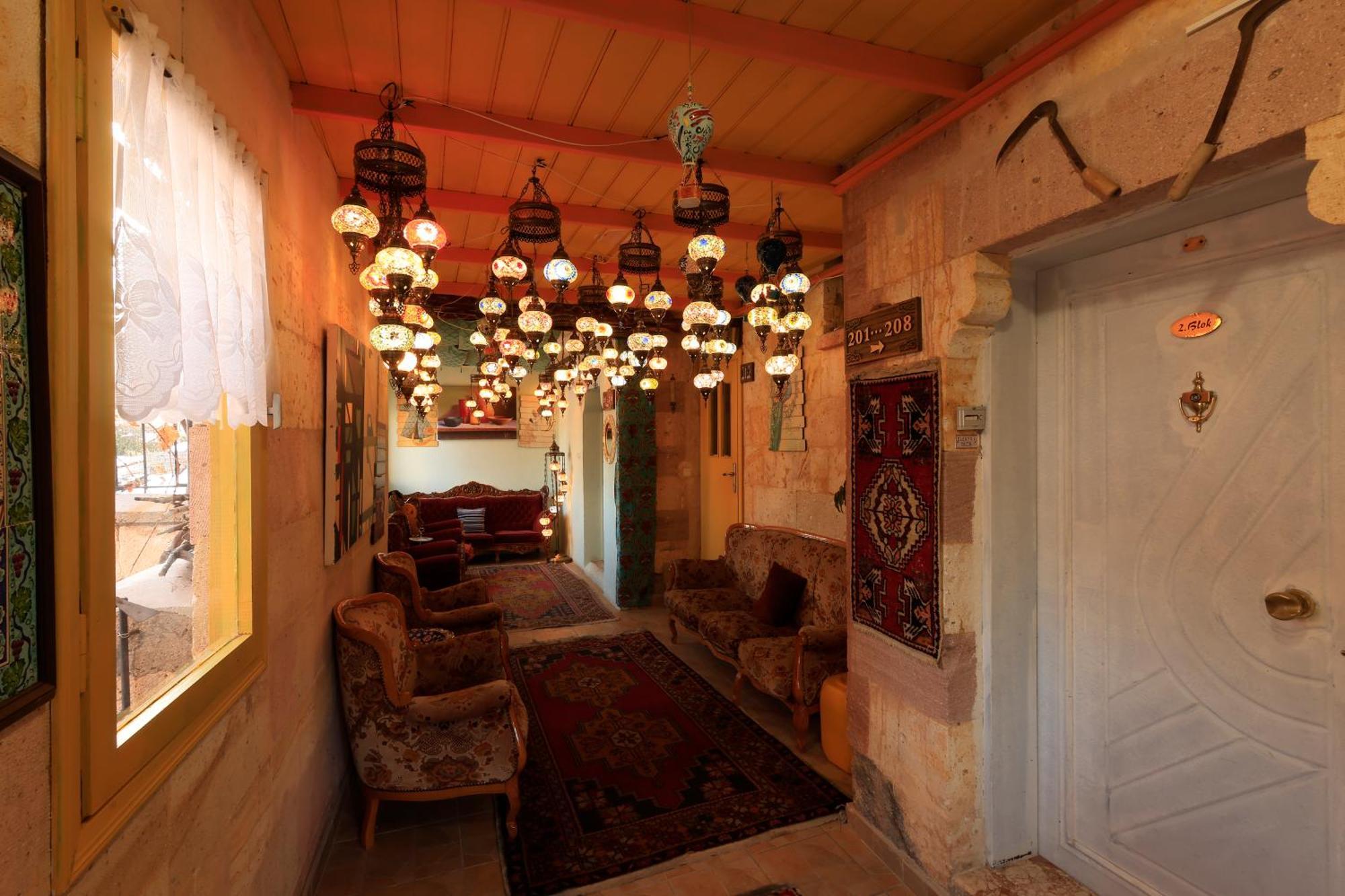 Kemal Stone House Hotel. Учгісар Екстер'єр фото